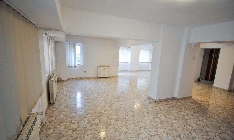 Bulevardul Unirii Rond Alba Iulia Duplex 5 camere 160mp