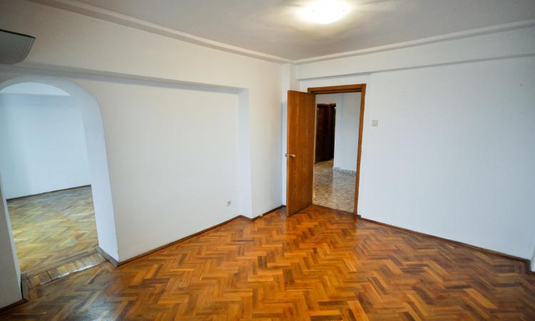 Bulevardul Unirii Rond Alba Iulia Duplex 5 camere 160mp