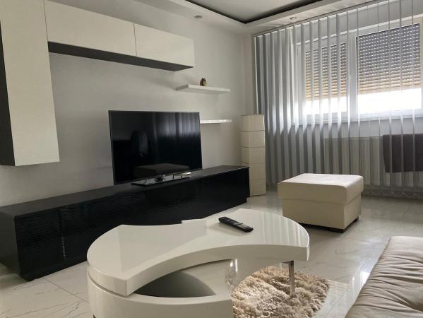 Piata Unirii Fantani Apartament Decomandat 3 camere