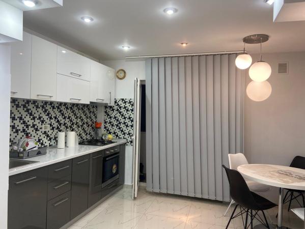 Piata Unirii Fantani Apartament Decomandat 3 camere