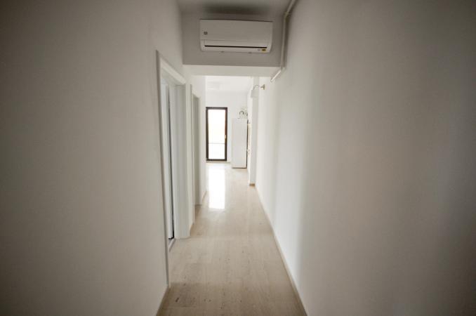 Bd Unirii Spatiu birouri / locuit 3 camere Decomandat Bloc Nou