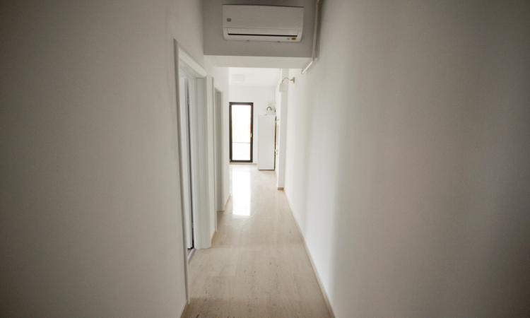 Bd Unirii Spatiu birouri / locuit 3 camere Decomandat Bloc Nou