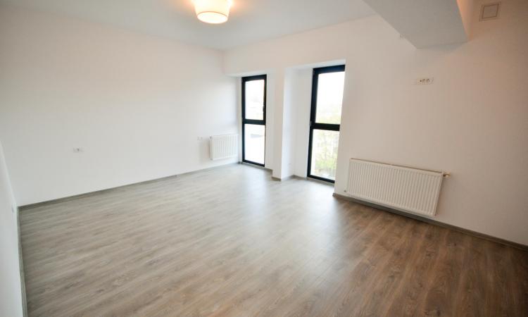 Bd Unirii Spatiu birouri / locuit 3 camere Decomandat Bloc Nou