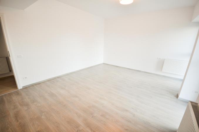 Bd Unirii Spatiu birouri / locuit 3 camere Decomandat Bloc Nou