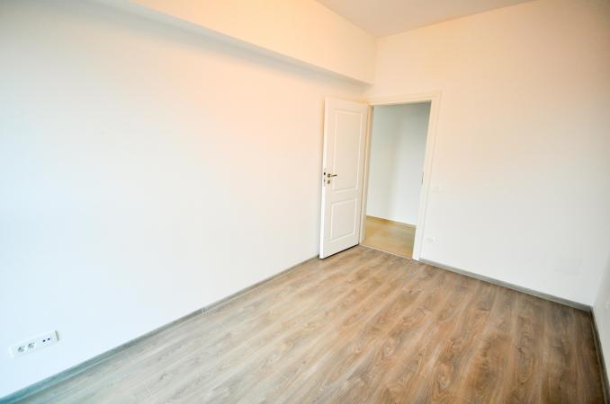 Bd Unirii Spatiu birouri / locuit 3 camere Decomandat Bloc Nou