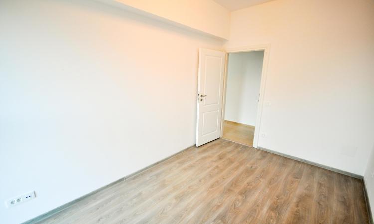 Bd Unirii Spatiu birouri / locuit 3 camere Decomandat Bloc Nou