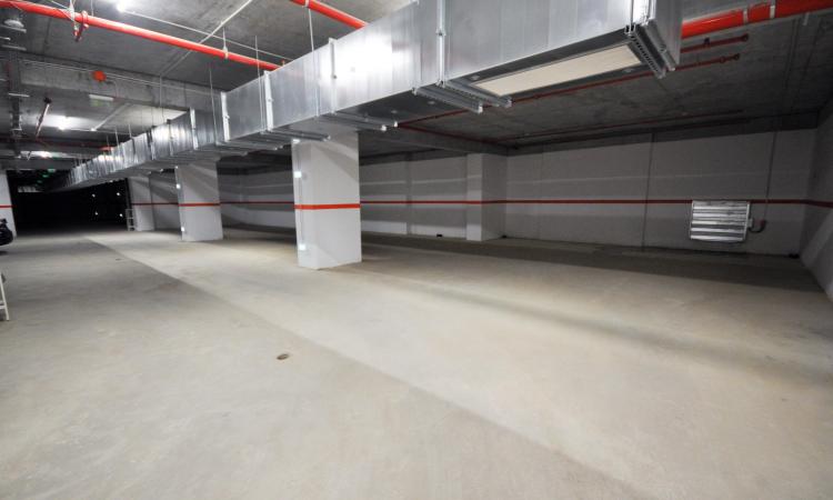 Bd Unirii Spatiu birouri / locuit 3 camere Decomandat Bloc Nou