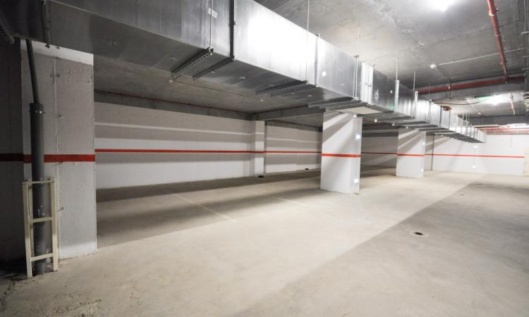 Bd Unirii Spatiu birouri / locuit 3 camere Decomandat Bloc Nou