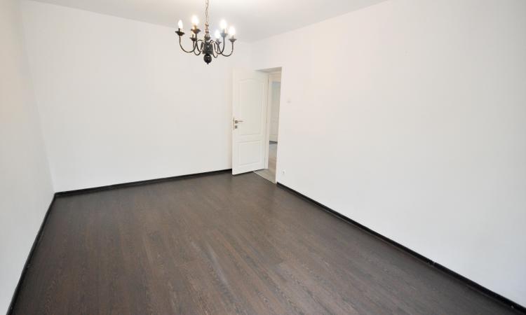 Piata Unirii Metrou Spatiu birouri decomandat 4 camere 93mp