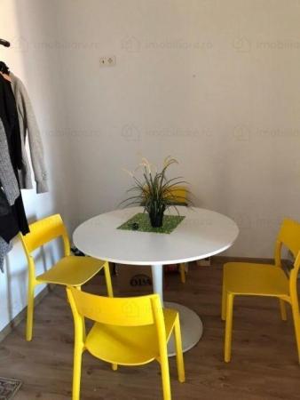 Piata Unirii Apartament Decom 2 camere Bloc Nou Centrala