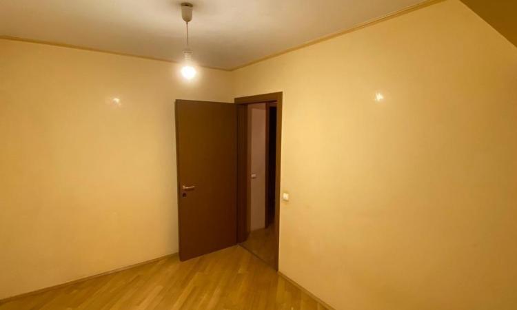 Rond Alba Iulia Decebal Bd Unirii Apart 4 camere NEMOBILAT