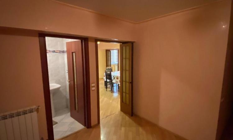 Rond Alba Iulia Decebal Bd Unirii Apart 4 camere NEMOBILAT