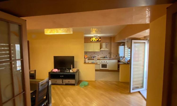 Rond Alba Iulia Decebal Bd Unirii Apart 4 camere NEMOBILAT
