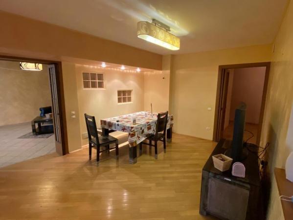 Rond Alba Iulia Decebal Bd Unirii Apart 4 camere NEMOBILAT