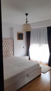 Decebal Apartament 3 camere Bloc Nou Centrala Parcare