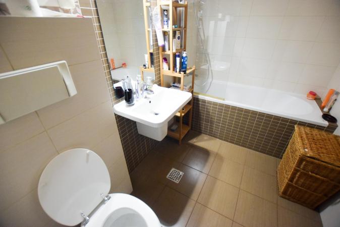 Decebal Apartament 3 camere Bloc Nou Centrala Parcare
