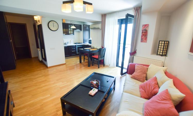 Decebal Apartament 3 camere Bloc Nou Centrala Parcare