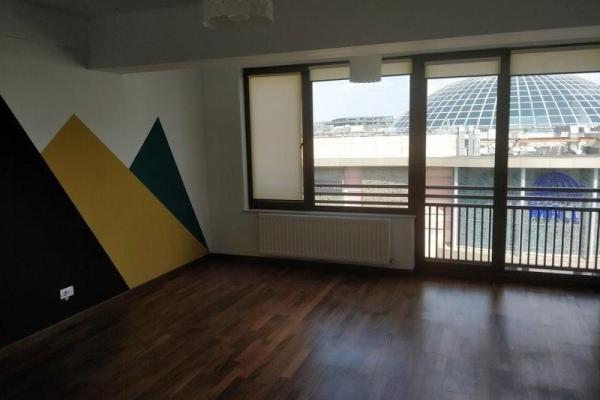 Vitan Mall Spatiu birouri 2 camere 76mp Bloc Nou