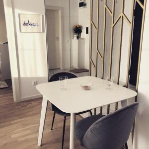 Timpuri Noi Vacaresti Apart 2 camere Centrala Bloc Nou