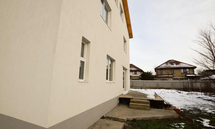 Individual villa 5 rooms - PIPERA - Dr Bisericii - land 212 sqm