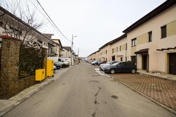 4-room villa -Pipera area