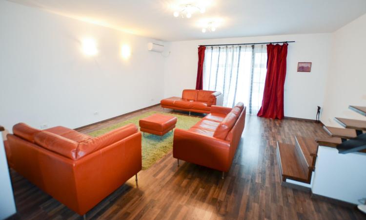 4-room villa -Pipera area