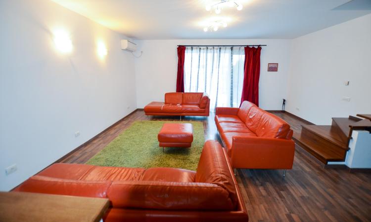 4-room villa -Pipera area