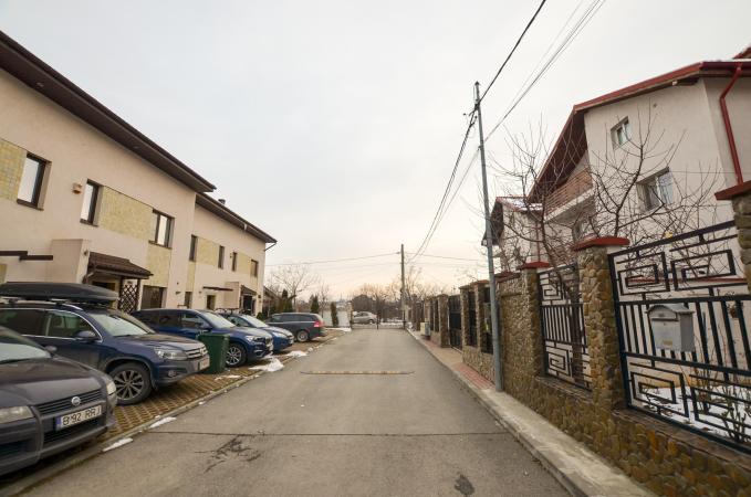 4-room villa -Pipera area