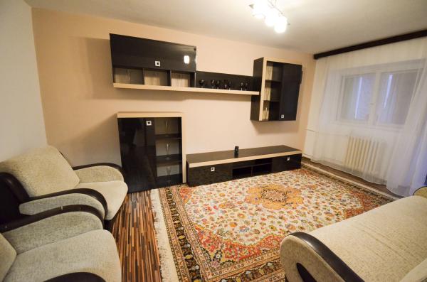 Apartament 3 camere - Decomandat - Metrou Iancului