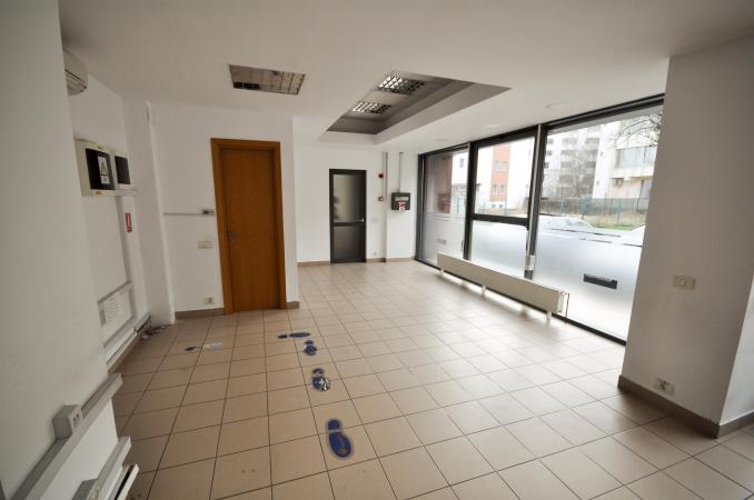 Unirii Spatiu comercial Birouri Vitrina Mare Centrala Parcare 80mp