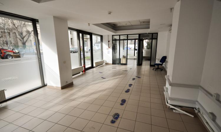 Unirii Spatiu comercial Birouri Vitrina Mare Centrala Parcare 80mp