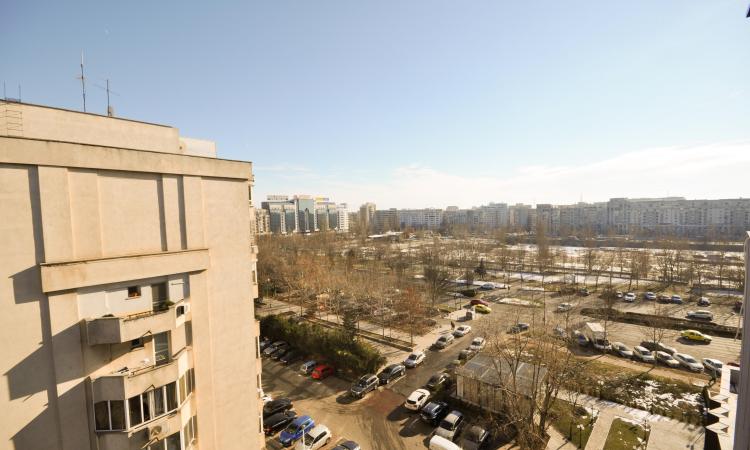 Bulevardul Unirii Bloc Nou Apartam 2 camere Centrala Terasa