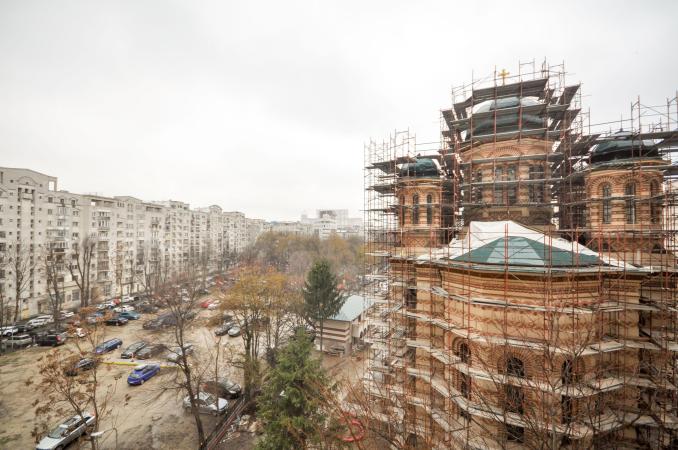 Piata Unirii metrou Spatiu birouri Decomandat 4 camere 100mp