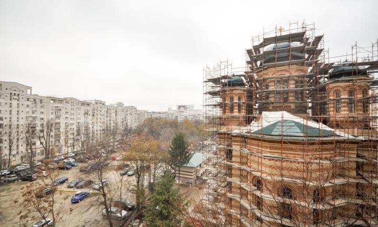 Piata Unirii metrou Spatiu birouri Decomandat 4 camere 100mp