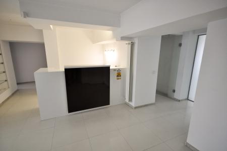 Decebal Muncii Calarasilor Spatiu birouri 3 camere 118mp