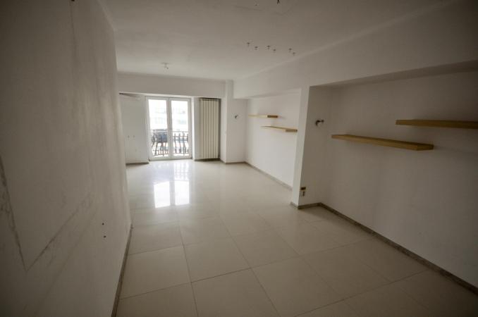 Decebal Muncii Calarasilor Spatiu birouri 3 camere 118mp