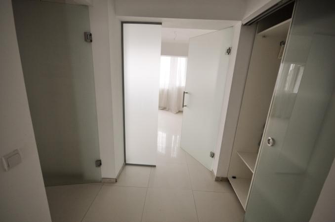 Decebal Muncii Calarasilor Spatiu birouri 3 camere 118mp