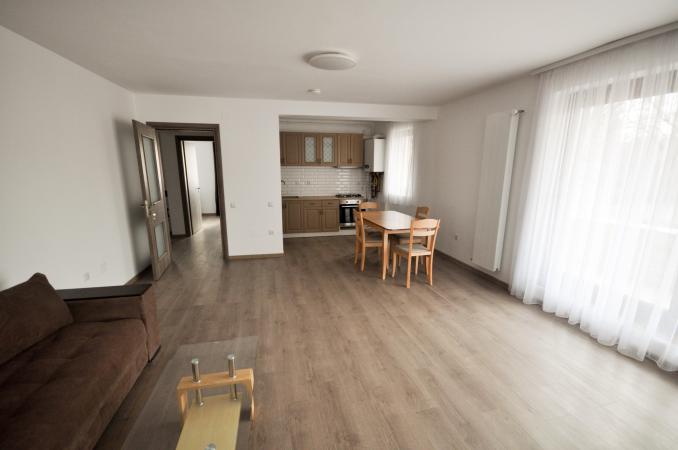 Tineretului Cantemir Apar 2 camere Centrala Proprie Terasa
