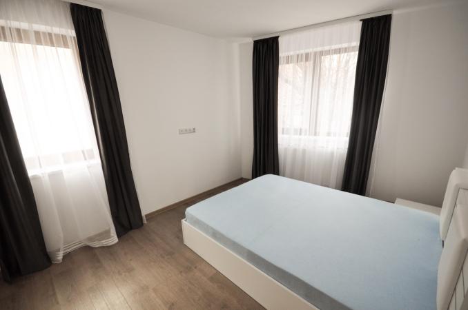 Tineretului Cantemir Apar 2 camere Centrala Proprie Terasa