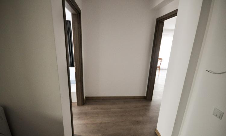 Tineretului Cantemir Apar 2 camere Centrala Proprie Terasa