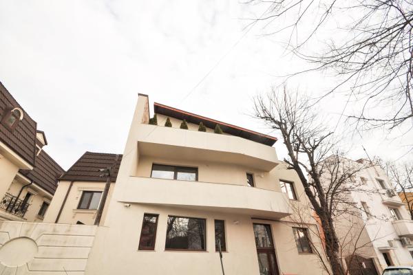 Tineretului Cantemir Sp comercial / birouri Vila P+D 70mp