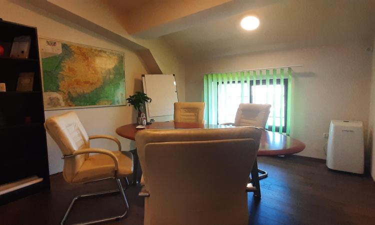 Inchiriere apartament 4 camere - Sos. Gheorghe Ionescu Sisesti