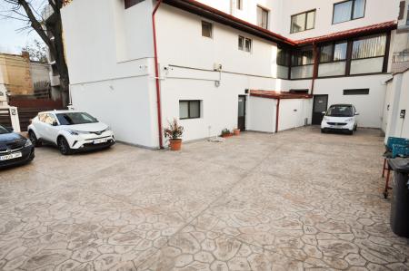 Calea Calarasilor Muncii Delea Spatiu comercial P+4 800mp