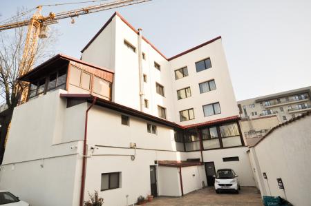 Calea Calarasilor Muncii Delea Spatiu comercial P+4 800mp
