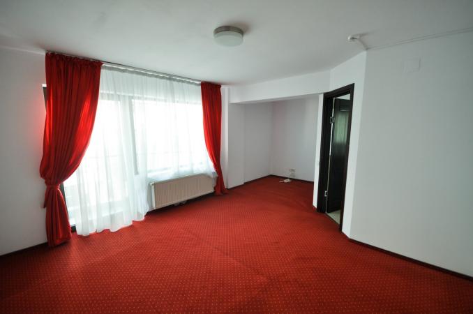 Calea Calarasilor Muncii Delea Spatiu comercial P+4 800mp