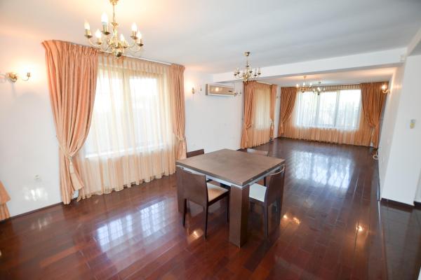 Vila P+1+M 7 camere - 310 mpc - PIPERA