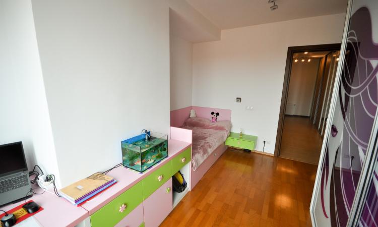 Vitan Mall Octavian Goga Apart 4 camere 130mp Bloc NOU