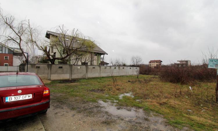 Teren Intravilan Sisesti - 730 mp