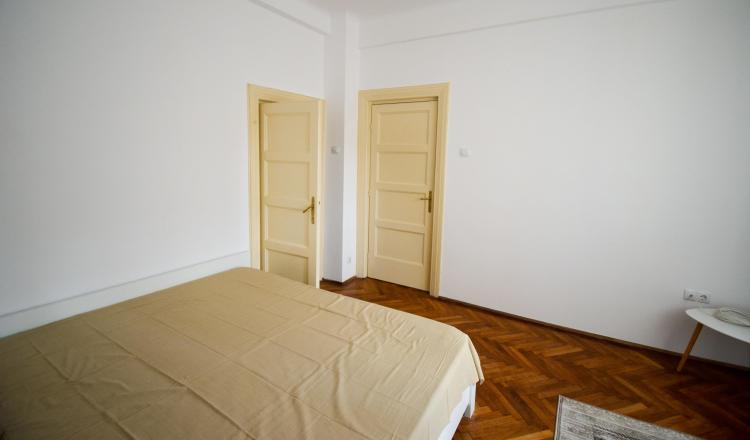 2 camere -renovat - totul nou - Cismigiu - Str Berzei 12