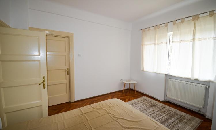 2 camere -renovat - totul nou - Cismigiu - Str Berzei 12